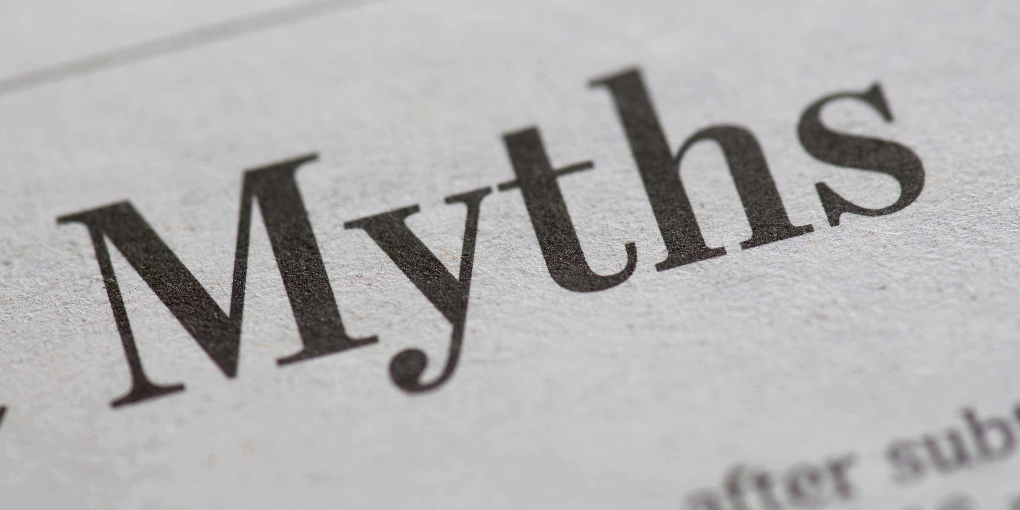 Mythen als Symbol für Perioden Mythen steht als Schriftzug im Bild.